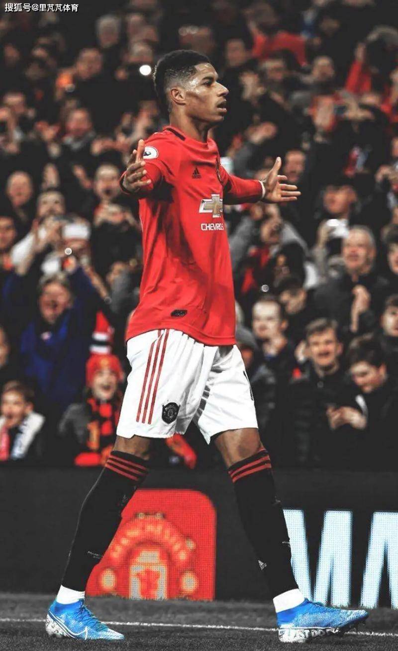 巴萨“另辟蹊径”试图说服曼联，红魔表态3000万少一分不卖